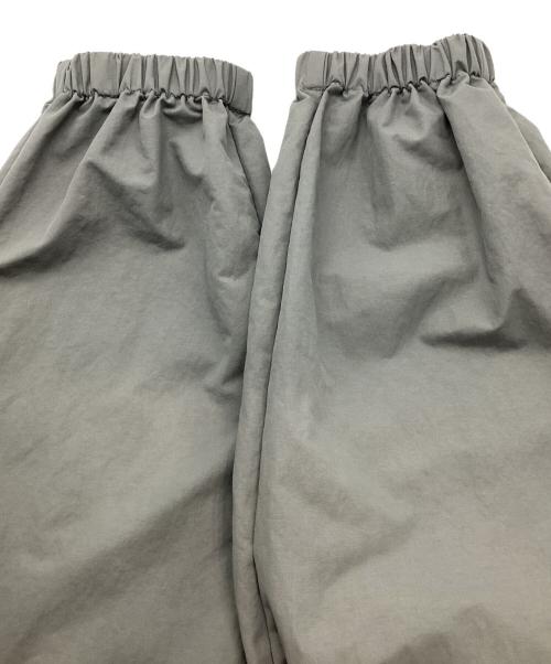 DESCENDANT（ディセンダント）DESCENDANT (ディセンダント) WHARF NYLON TROUSERS グレー サイズ:1の古着・服飾アイテム