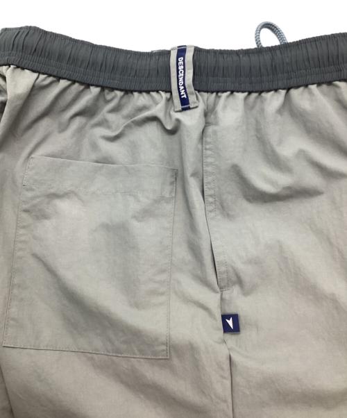 DESCENDANT（ディセンダント）DESCENDANT (ディセンダント) WHARF NYLON TROUSERS グレー サイズ:1の古着・服飾アイテム