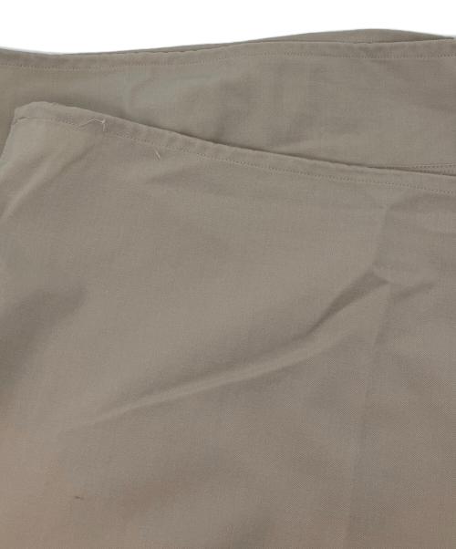 Y-3（ワイスリー）Y-3 (ワイスリー) M Classic Refined Wool Stretch Cargo Shorts ベージュ サイズ:Mの古着・服飾アイテム