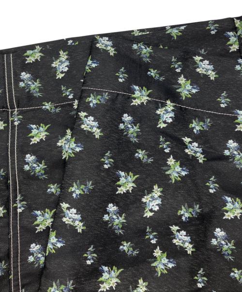 GANNI（ガニー）Ganni (ガニー) FLORAL JACQUARD SHORTS ブラック サイズ:36の古着・服飾アイテム