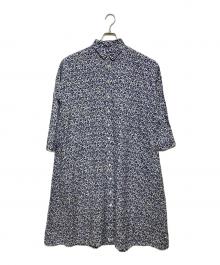 R&D.M.Co-OLDMAN'S TAILOR（オールドマンズテーラー）の古着「アイリッシュリネンフラワープリント ロングシャツワンピース」｜ホワイト×ネイビー