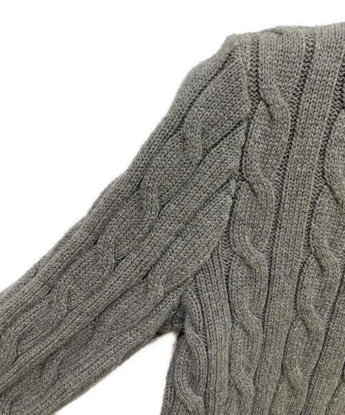 LAUREN RALPH LAUREN（ローレンラルフローレン）LAUREN RALPH LAUREN (ローレンラルフローレン) ボタントリム ワッペンケーブルニット グレー サイズ:XSの古着・服飾アイテム