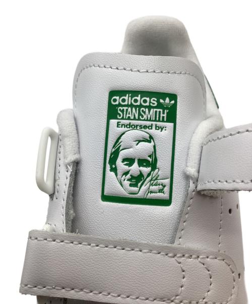 adidas（アディダス）adidas (アディダス) スニーカー ホワイト サイズ:23ｃｍの古着・服飾アイテム