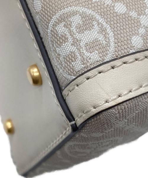 TORY BURCH（トリーバーチ）TORY BURCH (トリーバーチ) モノグラム ミニバレルバッグ ベージュの古着・服飾アイテム