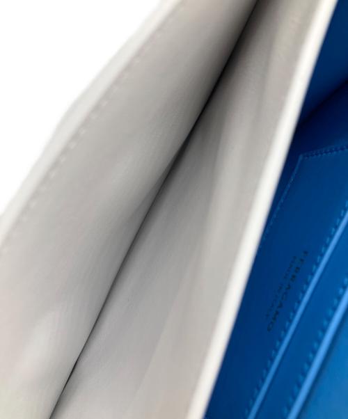 Salvatore Ferragamo（サルヴァトーレ フェラガモ）Salvatore Ferragamo (サルヴァトーレ フェラガモ) Fiamma スモールショルダーバッグ ホワイトの古着・服飾アイテム