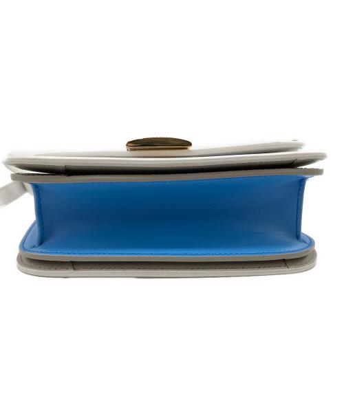 Salvatore Ferragamo（サルヴァトーレ フェラガモ）Salvatore Ferragamo (サルヴァトーレ フェラガモ) Fiamma スモールショルダーバッグ ホワイトの古着・服飾アイテム