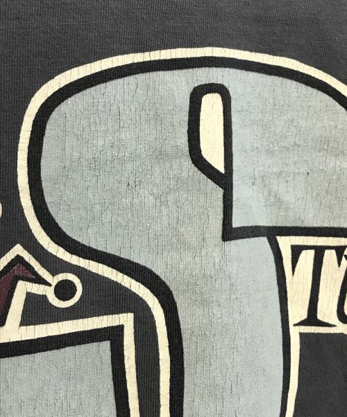 stussy（ステューシー）stussy (ステューシー) クラウンロゴロングスリーブTシャツ グレー サイズ:XLの古着・服飾アイテム