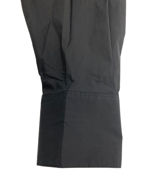 23区（ニジュウサンク）23区 (ニジュウサンク) コンパクトライトクロス ピンタック ワンピース ブラック サイズ:48（17G）の古着・服飾アイテム