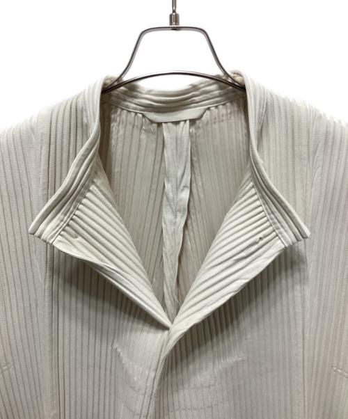 HOMME PLISSE ISSEY MIYAKE（オム プリッセ イッセイ ミヤケ）HOMME PLISSE ISSEY MIYAKE (オム プリッセ イッセイ ミヤケ) プリーツベスト アイボリー サイズ:3の古着・服飾アイテム