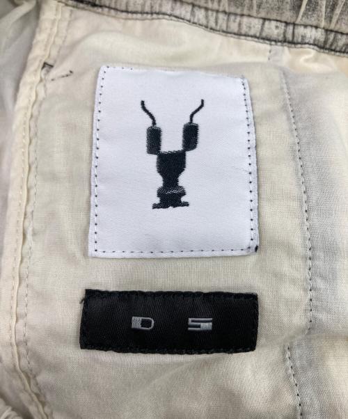 DRKSHDW（ダークシャドウ）DRKSHDW (ダークシャドウ) Contrast Cargo Pod Shorts コントラストカーゴパンツ ホワイト サイズ:Mの古着・服飾アイテム