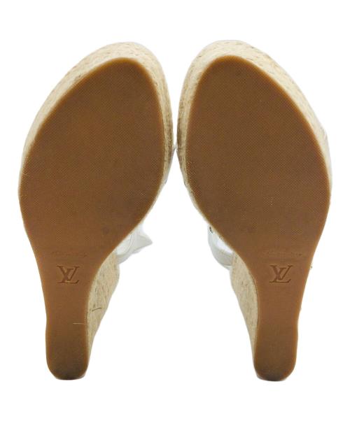 LOUIS VUITTON（ルイ ヴィトン）LOUIS VUITTON (ルイ ヴィトン) ウェッジソールフラワーサンダル ホワイト サイズ:37.5の古着・服飾アイテム