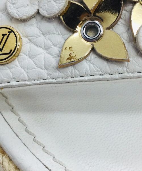 LOUIS VUITTON（ルイ ヴィトン）LOUIS VUITTON (ルイ ヴィトン) ウェッジソールフラワーサンダル ホワイト サイズ:37.5の古着・服飾アイテム