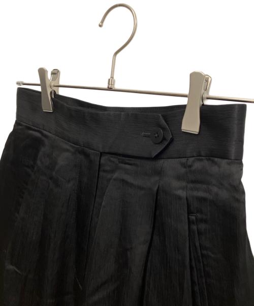 Conte（コンテ）Conte (コンテ) サテン タック ワイドパンツ ブラック サイズ:36の古着・服飾アイテム