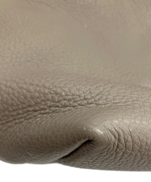 PRADA（プラダ）PRADA (プラダ) 2WAYバッグ ベージュの古着・服飾アイテム