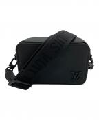 LOUIS VUITTONルイ ヴィトン）の古着「アルファ・ウェアラブル ウォレット」｜ブラック