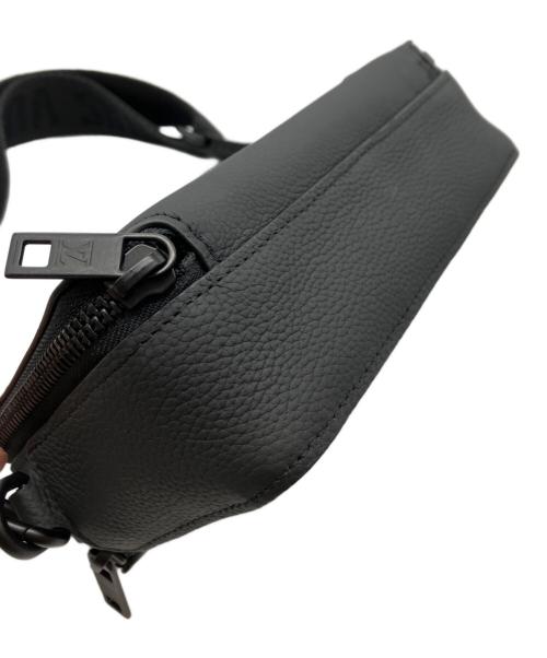 LOUIS VUITTON（ルイ ヴィトン）LOUIS VUITTON (ルイ ヴィトン) アルファ・ウェアラブル ウォレット ブラックの古着・服飾アイテム