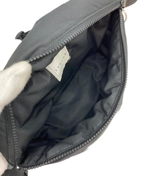 LUDLOW（ラドロー）LUDLOW (ラドロー) Quilted belt bag ブラックの古着・服飾アイテム