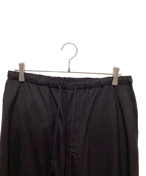 MARKA（マーカ）MARKA (マーカ) KNEE TUCK PANTS ブラック サイズ:3の古着・服飾アイテム