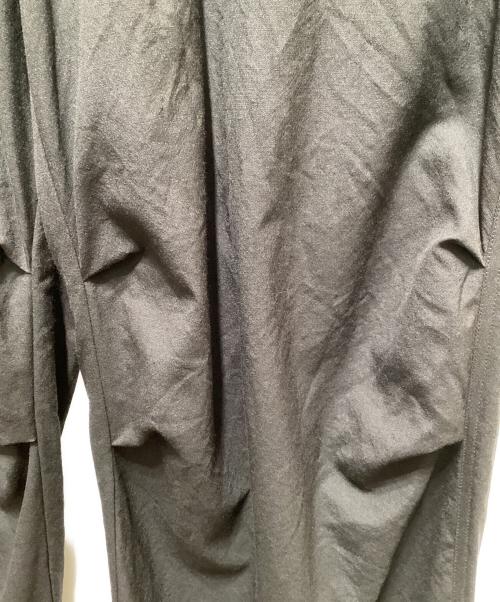 MARKA（マーカ）MARKA (マーカ) KNEE TUCK PANTS ブラック サイズ:3の古着・服飾アイテム