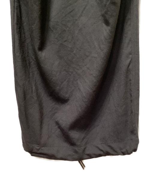 MARKA（マーカ）MARKA (マーカ) KNEE TUCK PANTS ブラック サイズ:3の古着・服飾アイテム