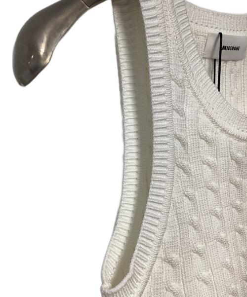 MIESROHE（ミースロエ）MIESROHE (ミースロエ) washableカップインケーブルニットビスチェ ホワイト サイズ:F 未使用品の古着・服飾アイテム