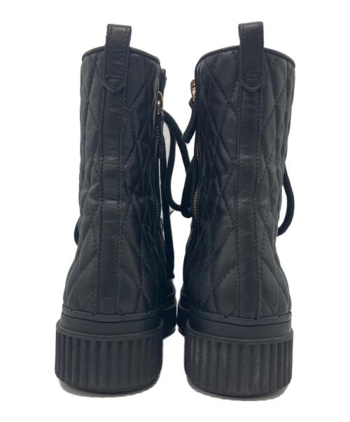 TOD'S（トッズ）TOD'S (トッズ) キルティングブーツ ブラック サイズ:39の古着・服飾アイテム