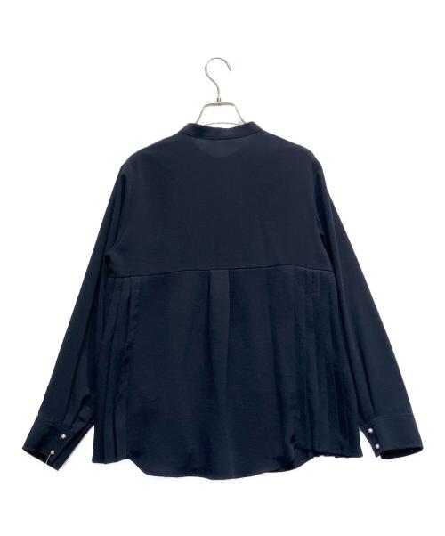 SHIPS（シップス）SHIPS (シップス) ストレッチ ジョーゼット プリーツ ブラウス ネイビー サイズ:M 未使用品の古着・服飾アイテム