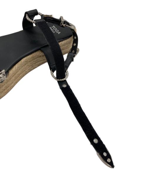 TOGA PULLA（トーガ プルラ）TOGA PULLA (トーガ プルラ) アンクルストラップエスパドリーユサンダル ブラック サイズ:39の古着・服飾アイテム