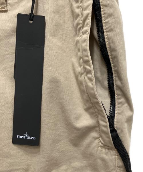 STONE ISLAND（ストーンアイランド）STONE ISLAND (ストーンアイランド) カーゴパンツ ベージュ サイズ:32の古着・服飾アイテム