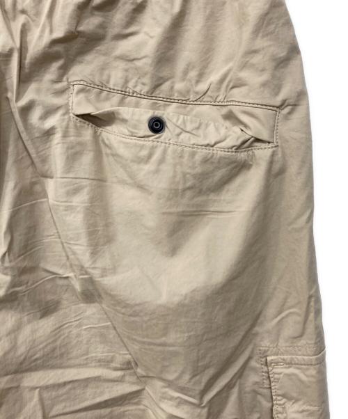 STONE ISLAND（ストーンアイランド）STONE ISLAND (ストーンアイランド) ガーメントダイストレッチカーゴパンツ ベージュ サイズ:32の古着・服飾アイテム