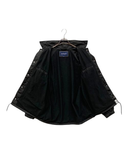 DESCENDANT（ディセンダント）DESCENDANT (ディセンダント) ロゴプリントナイロンコーチジャケット ブラック サイズ:2の古着・服飾アイテム