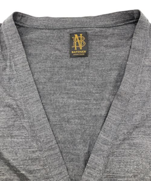 BATONER（バトナ―）BATONER (バトナ―) WASHABLE WOOL CARDIGAN グレー サイズ:3の古着・服飾アイテム