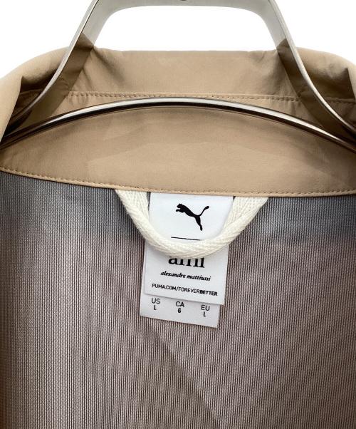 PUMA（プーマ）PUMA (プーマ) AMI Alexandre Mattiussi (アミアレクサンドルマテュッシ) ショップコート ベージュ サイズ:Lの古着・服飾アイテム