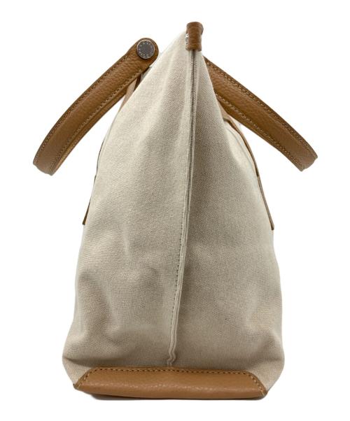 IACUCCI（イアクッチ）IACUCCI (イアクッチ) トートバッグ アイボリーの古着・服飾アイテム