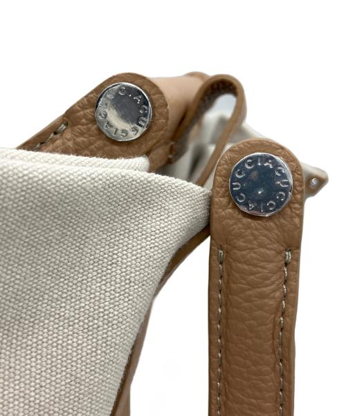 IACUCCI（イアクッチ）IACUCCI (イアクッチ) トートバッグ アイボリーの古着・服飾アイテム