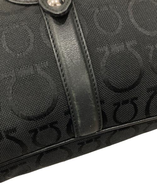 Salvatore Ferragamo（サルヴァトーレ フェラガモ）Salvatore Ferragamo (サルヴァトーレ フェラガモ) ワンショルダーバッグ ブラックの古着・服飾アイテム