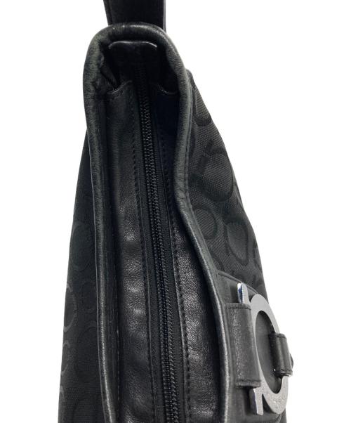 Salvatore Ferragamo（サルヴァトーレ フェラガモ）Salvatore Ferragamo (サルヴァトーレ フェラガモ) ワンショルダーバッグ ブラックの古着・服飾アイテム