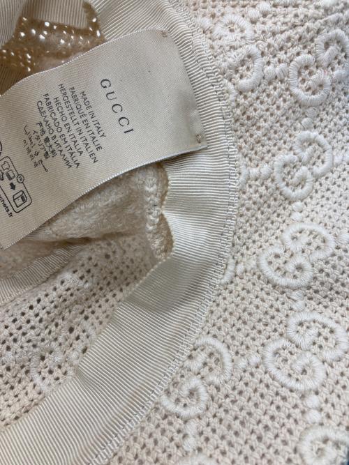 GUCCI（グッチ）GUCCI (グッチ) Leather-trimmed crochet bucket / レザートリムド クロシェ バケット ホワイト サイズ:M(57㎝)の古着・服飾アイテム