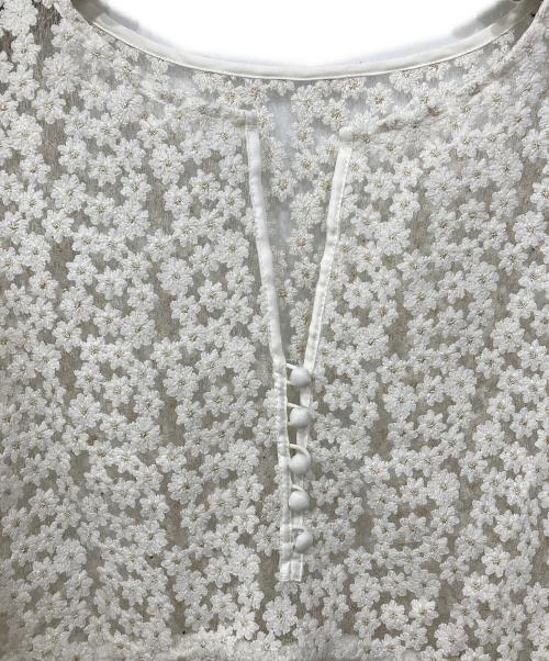 JUSGLITTY（ジャスグリッティー）JUSGLITTY (ジャスグリッティー) ミニブーケ刺繍ブラウス ホワイト サイズ:2の古着・服飾アイテム