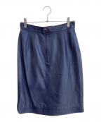 LOEWEロエベ）の古着「レザースカート」｜ネイビー