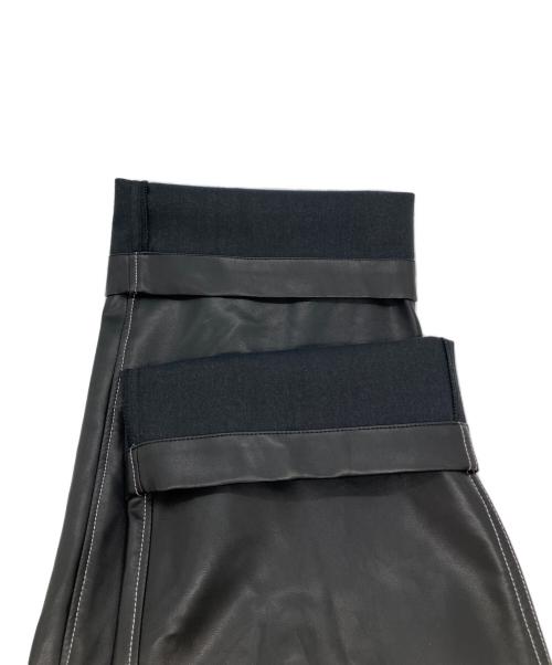 MAISON SPECIAL（メゾンスペシャル）MAISON SPECIAL (メゾンスペシャル) Vegan Leather Wide Straight Pants　ヴィーガンレザーワイドストレートパンツ ブラック サイズ:38の古着・服飾アイテム