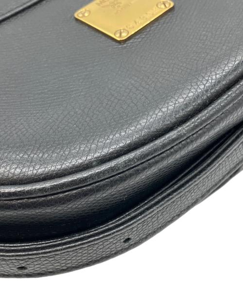 MCM（エムシーエム）MCM (エムシーエム) ショルダーバッグ ブラックの古着・服飾アイテム