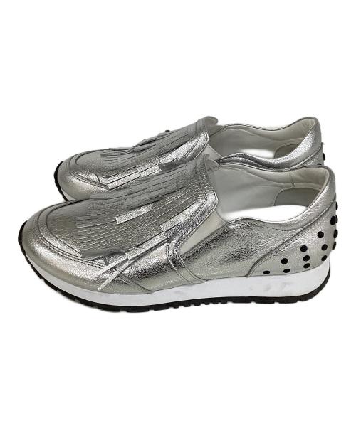 TOD'S（トッズ）TOD'S (トッズ) メタリックフリンジスリッポン シルバー サイズ:36 1/2の古着・服飾アイテム