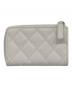 CHANEL (シャネル) L字ジップコインパース ホワイト：80000円
