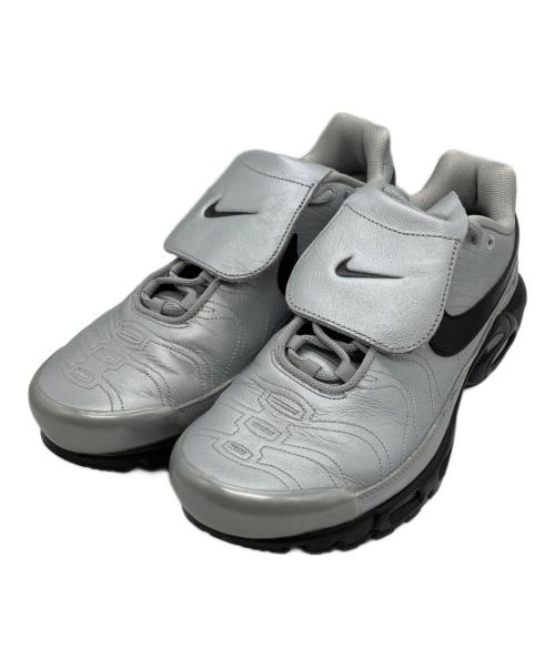 NIKE（ナイキ）NIKE (ナイキ) スニーカー シルバー サイズ:28の古着・服飾アイテム