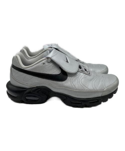 NIKE（ナイキ）NIKE (ナイキ) スニーカー シルバー サイズ:28の古着・服飾アイテム