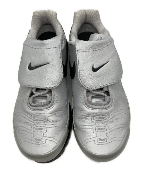 NIKE（ナイキ）NIKE (ナイキ) スニーカー シルバー サイズ:28の古着・服飾アイテム