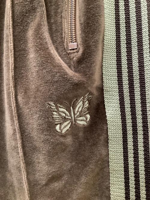 Needles（ニードルズ）Needles (ニードルズ) LQ236 Narrow Track Pant - C/Pe Velour ブラウン サイズ:XSの古着・服飾アイテム