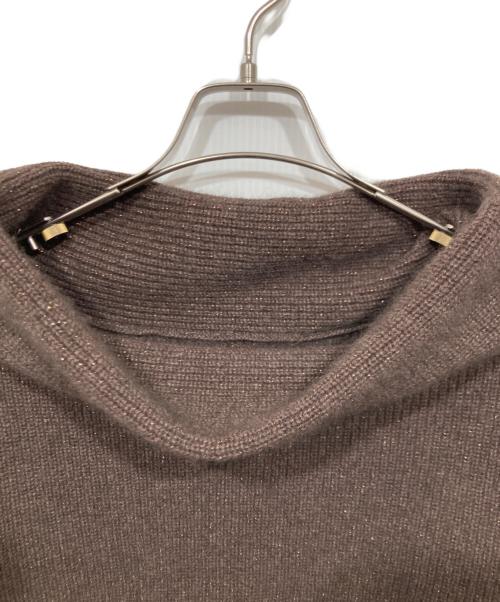 FRAY ID（フレイ アイディー）FRAY ID (フレイ アイディー) ドルマンスリーブオフショルダーニット ブラウン サイズ:ONE SIZEの古着・服飾アイテム