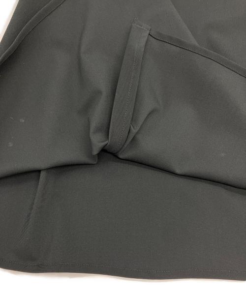 LE PHIL（ル フィル）LE PHIL (ル フィル) パッカブルセットアップドレス ブラックの古着・服飾アイテム